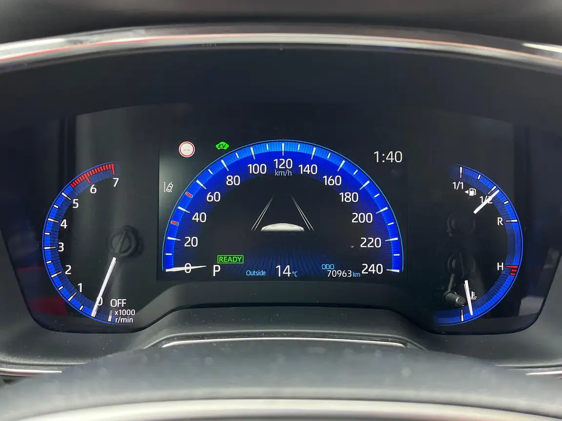 TOYOTA COROLLA