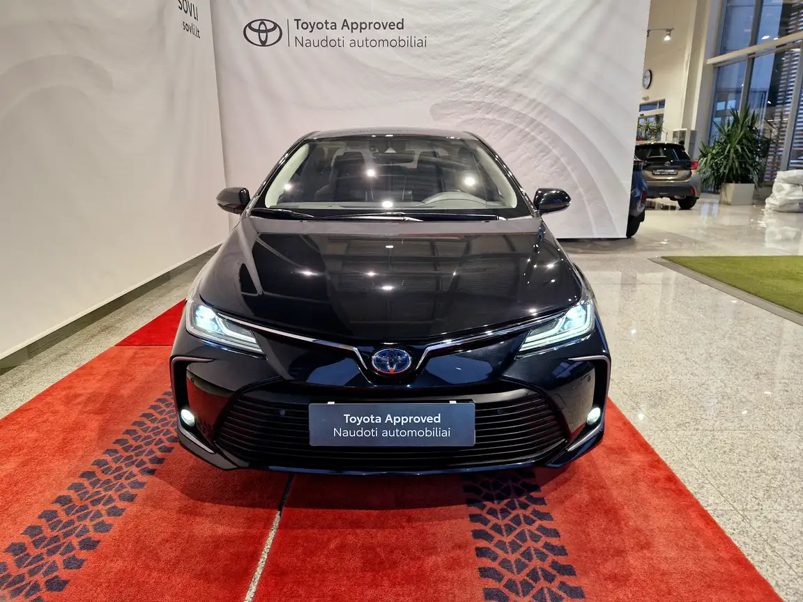 TOYOTA COROLLA