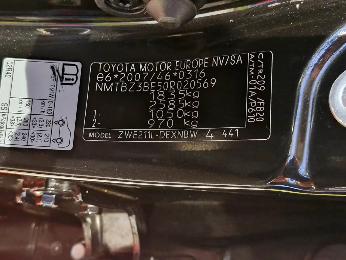 TOYOTA COROLLA