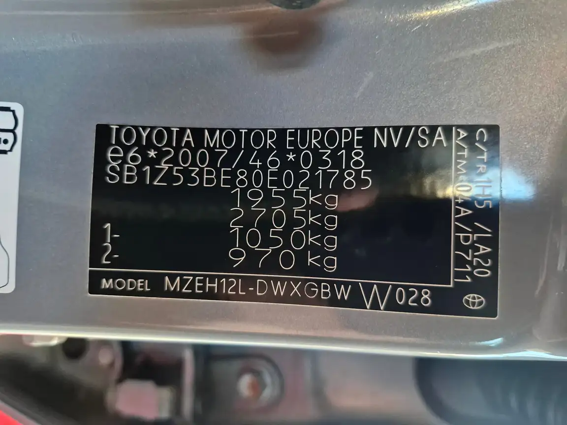 TOYOTA COROLLA