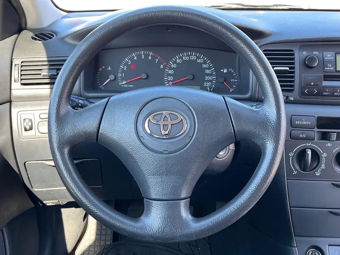 TOYOTA COROLLA