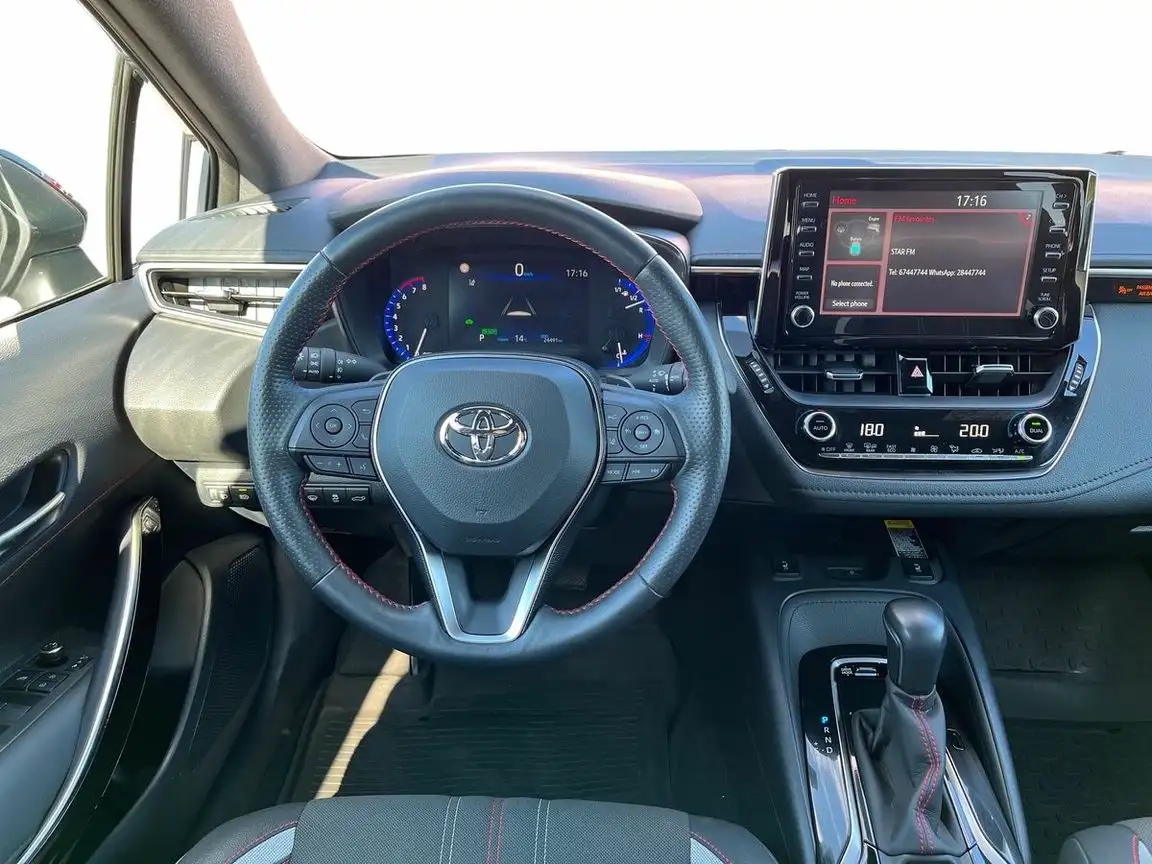 TOYOTA COROLLA