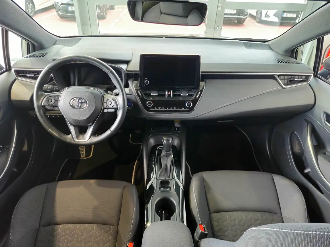 TOYOTA COROLLA