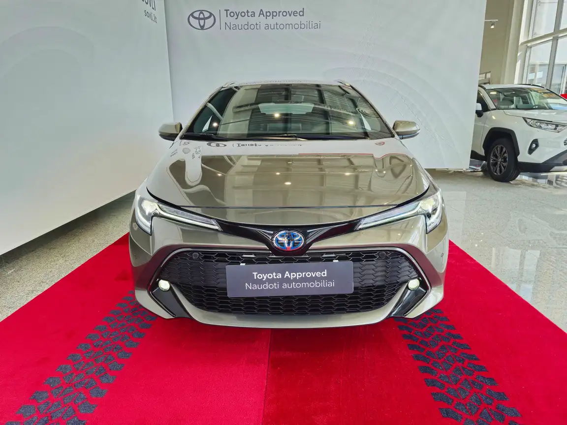 TOYOTA COROLLA