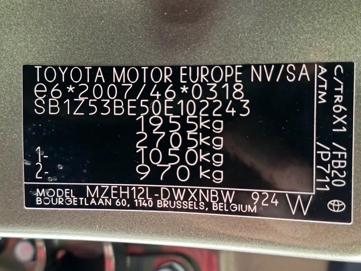 TOYOTA COROLLA