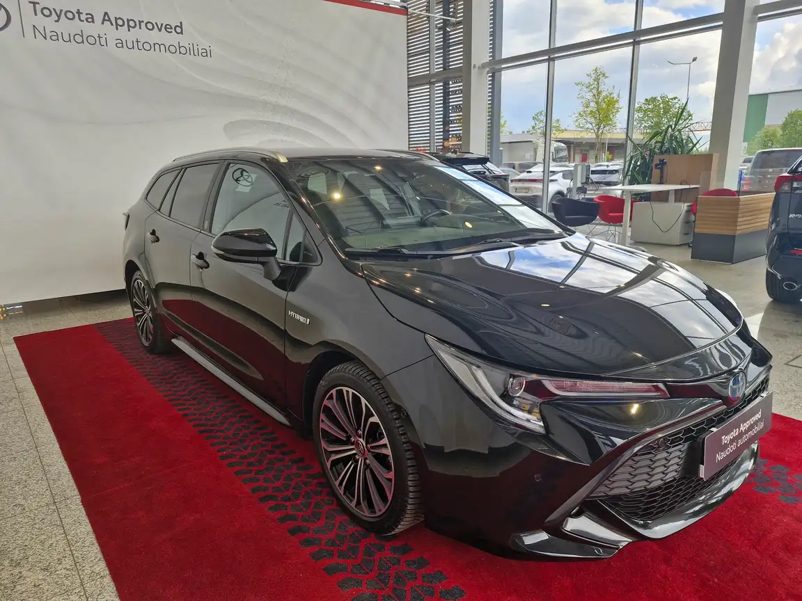 TOYOTA COROLLA
