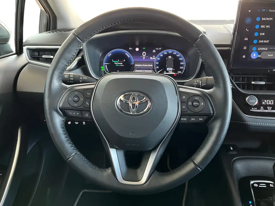 TOYOTA COROLLA