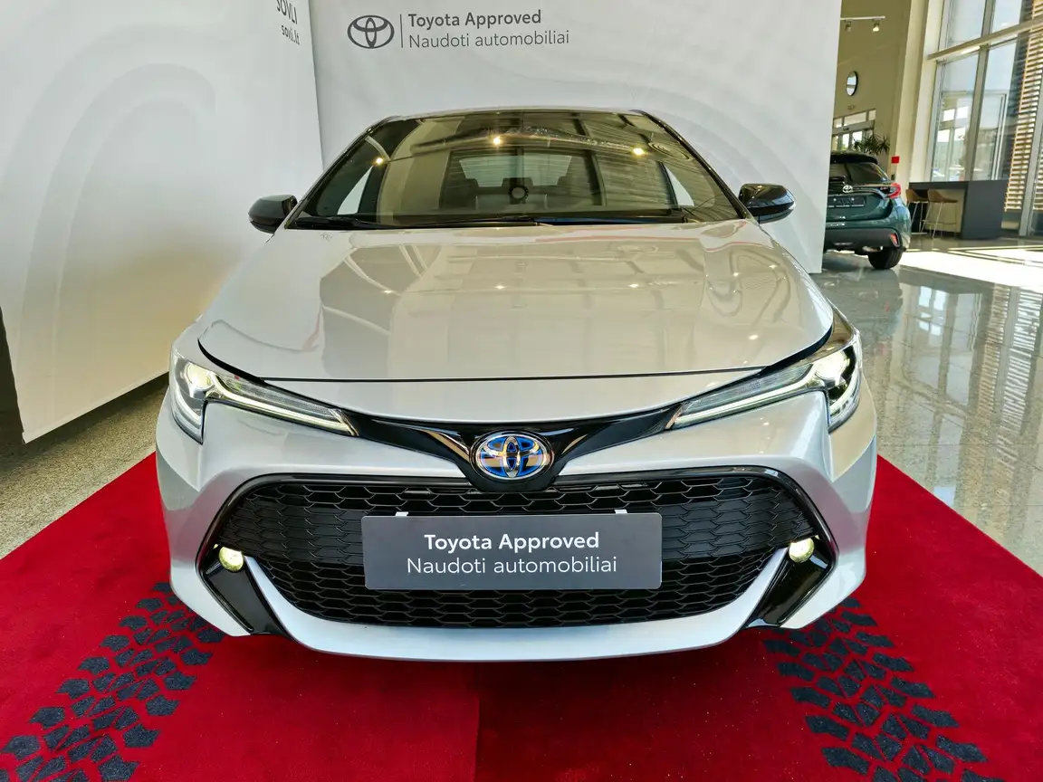TOYOTA COROLLA