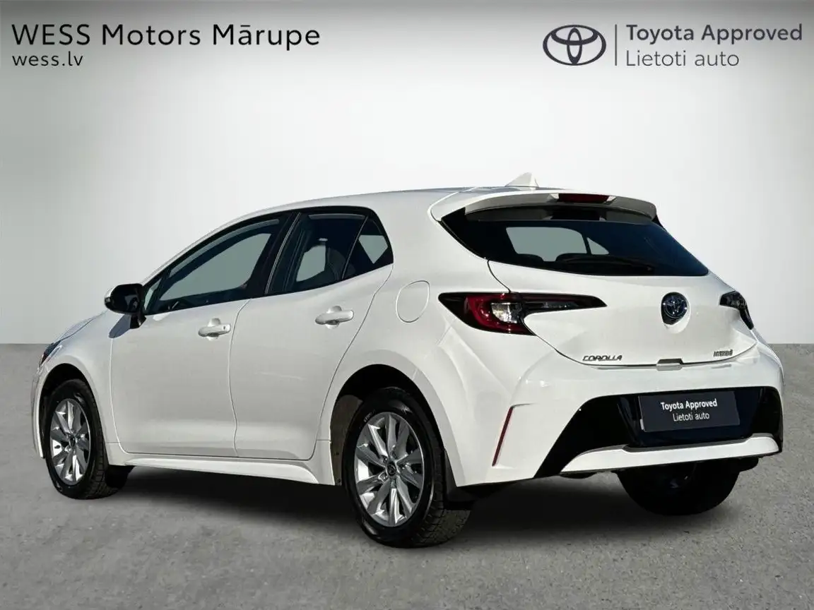 TOYOTA COROLLA