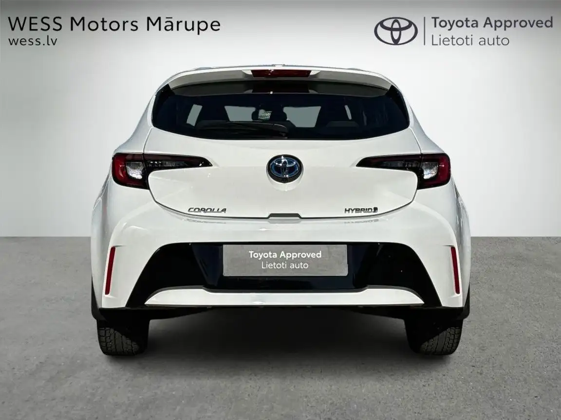 TOYOTA COROLLA
