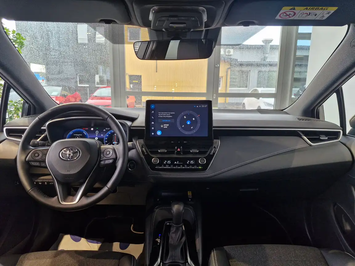 TOYOTA COROLLA