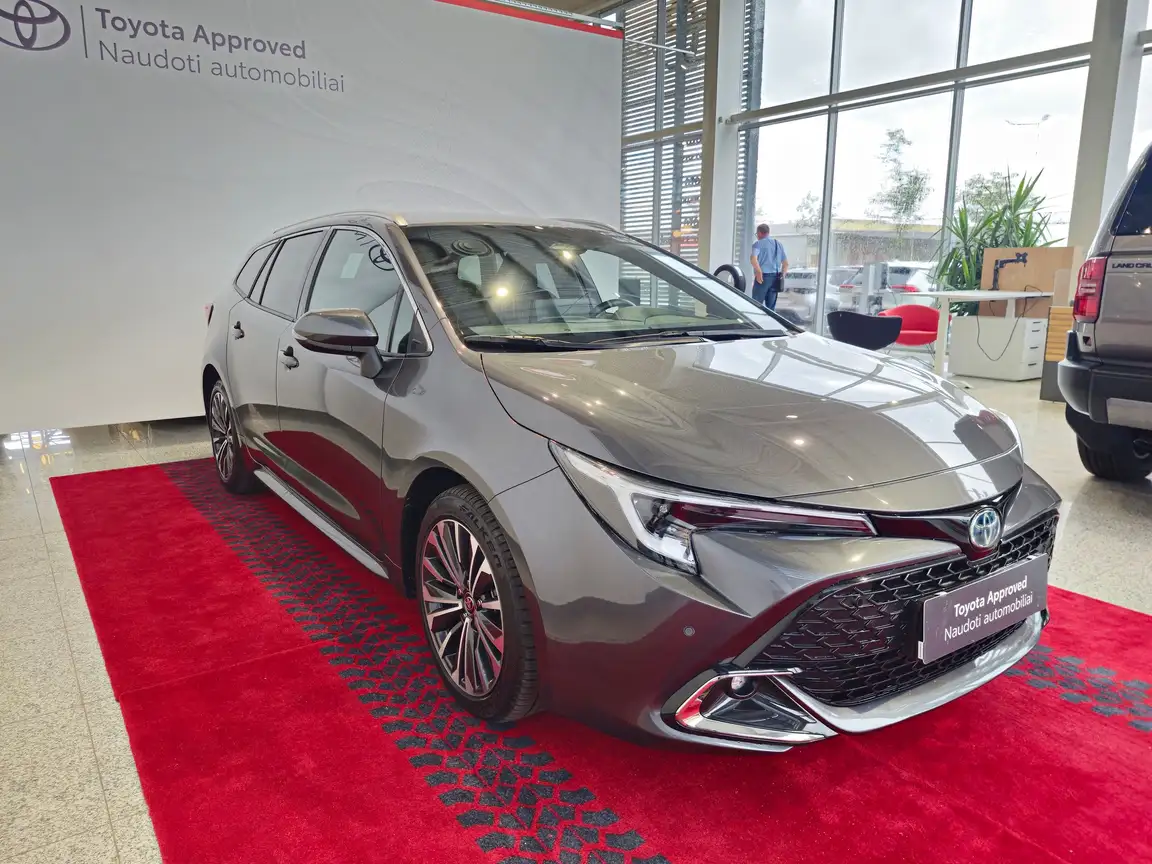 TOYOTA COROLLA