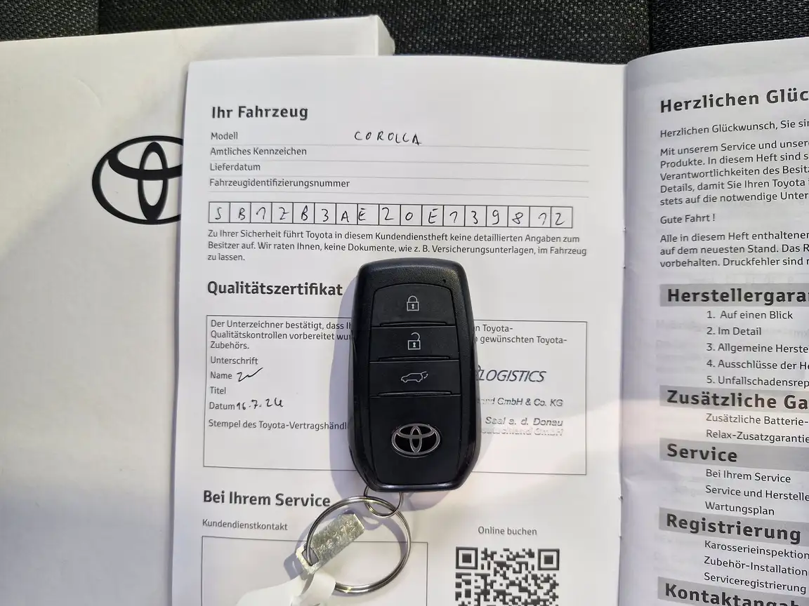 TOYOTA COROLLA