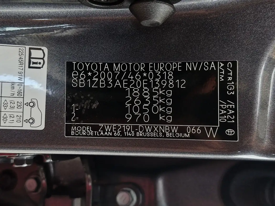 TOYOTA COROLLA