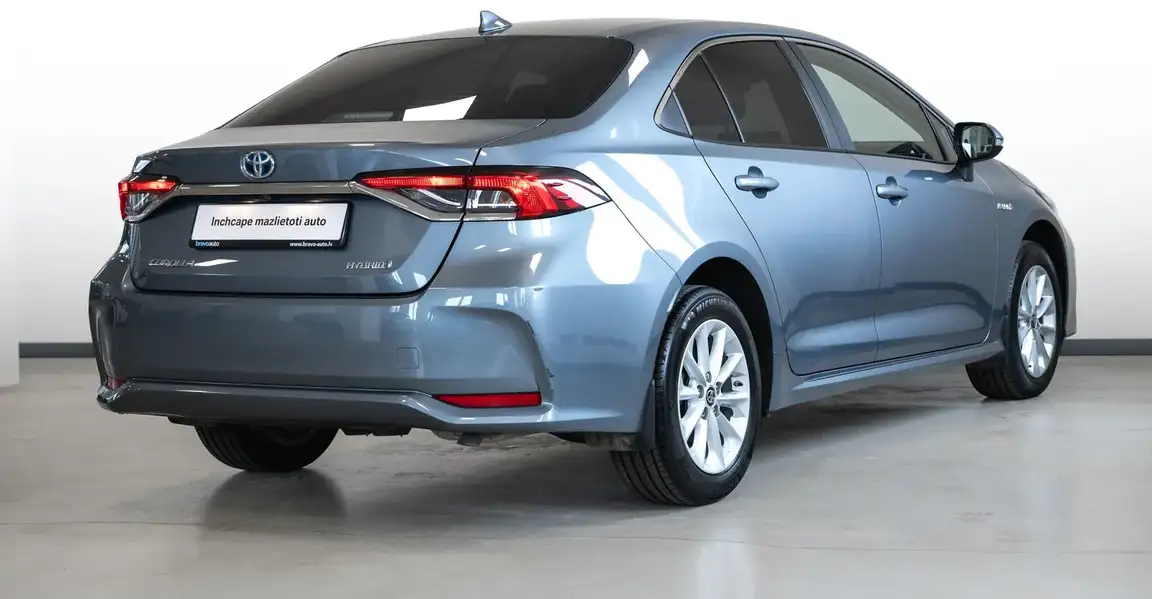 TOYOTA COROLLA