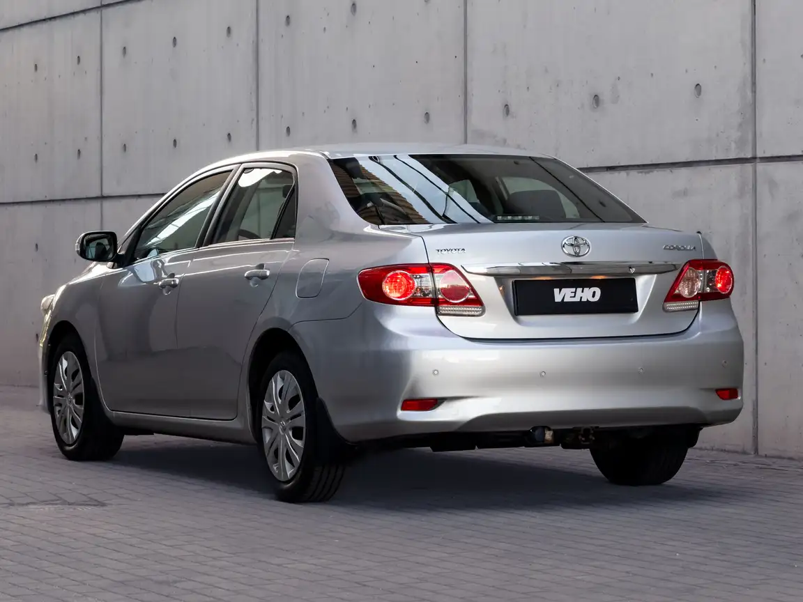 TOYOTA COROLLA