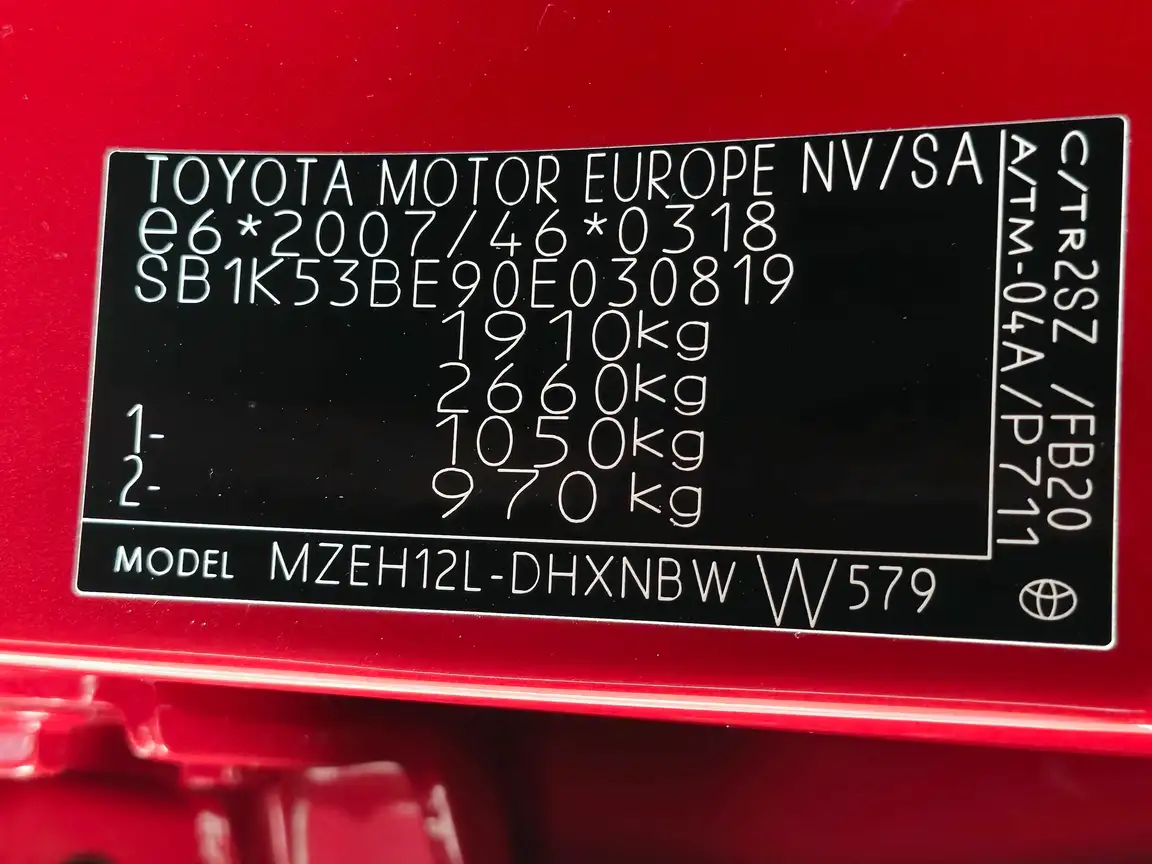 TOYOTA COROLLA