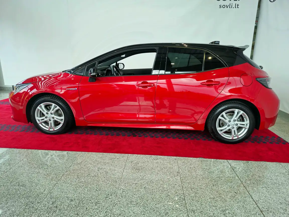 TOYOTA COROLLA