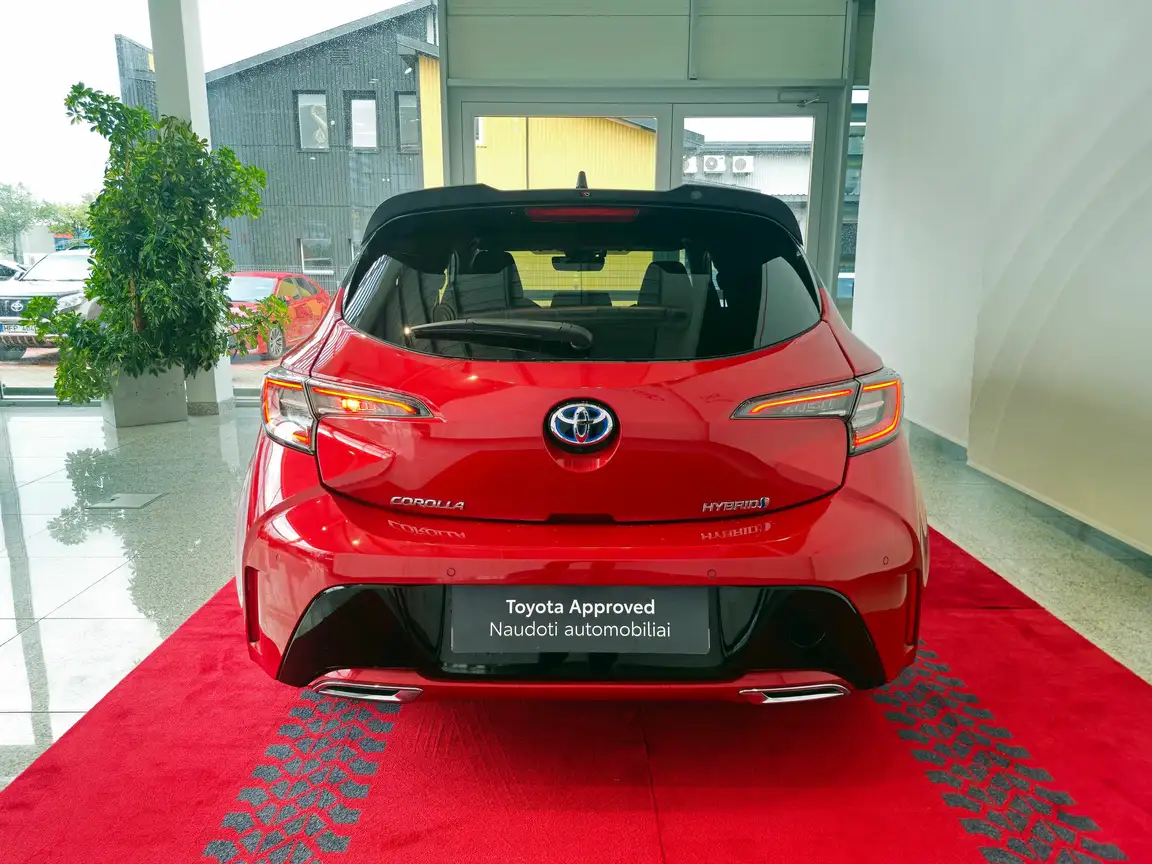 TOYOTA COROLLA