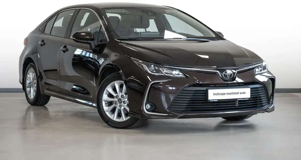 TOYOTA COROLLA