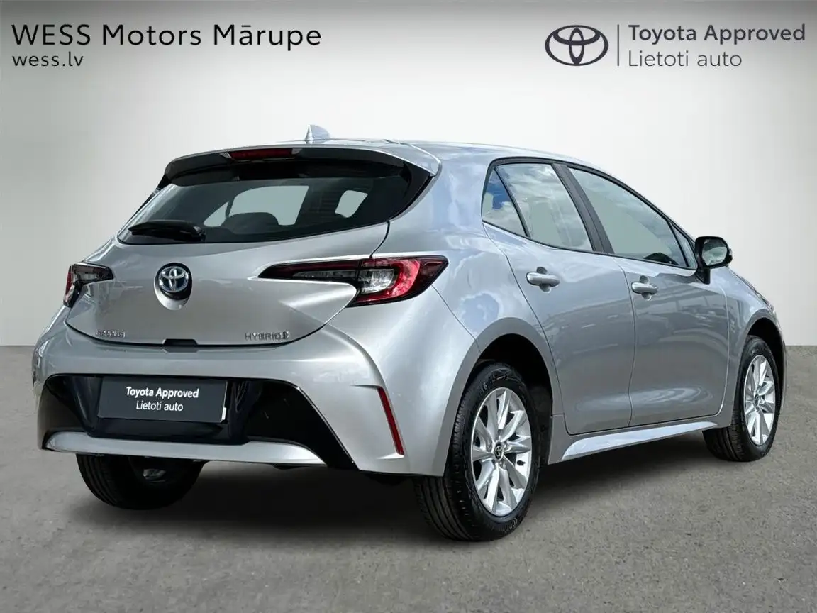 TOYOTA COROLLA