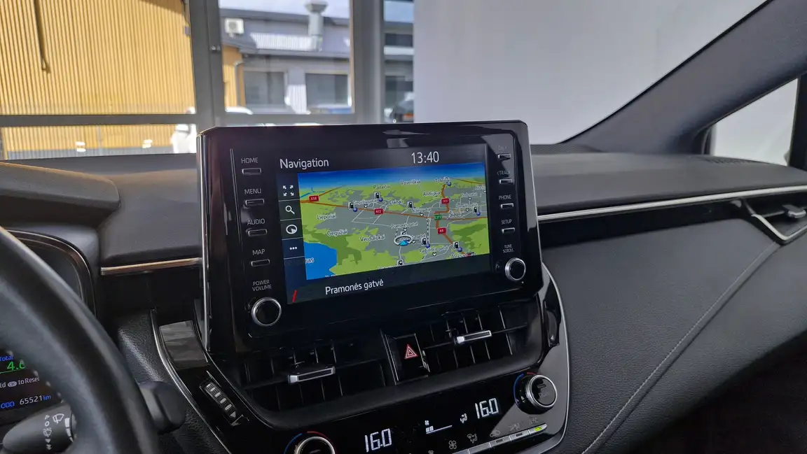 TOYOTA COROLLA