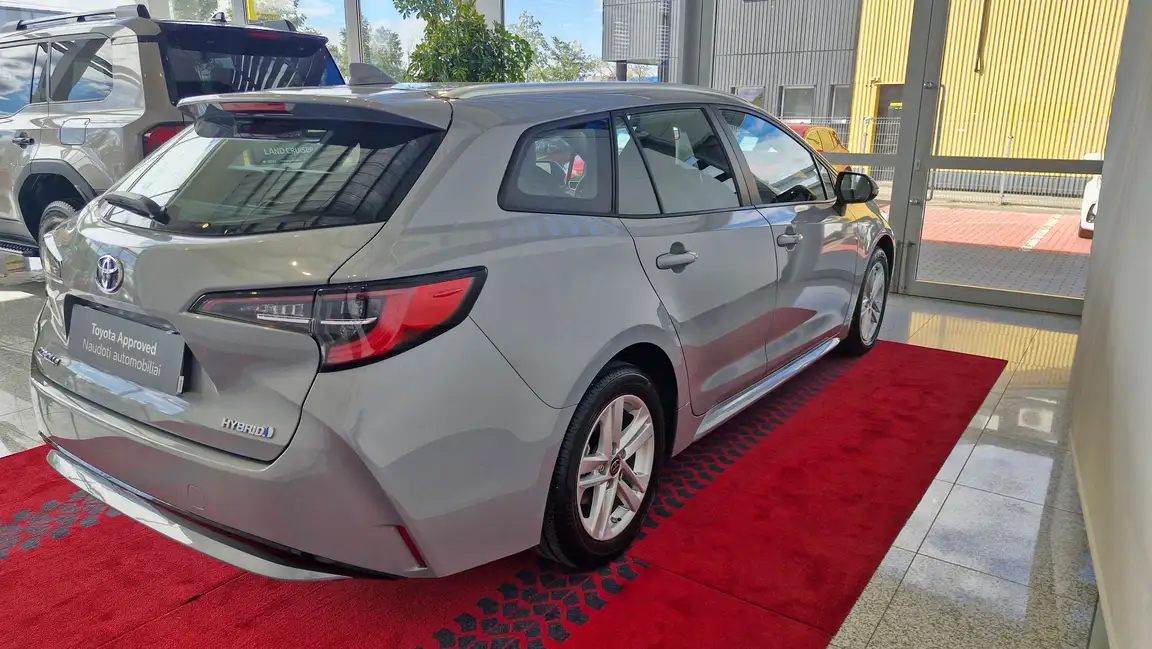 TOYOTA COROLLA