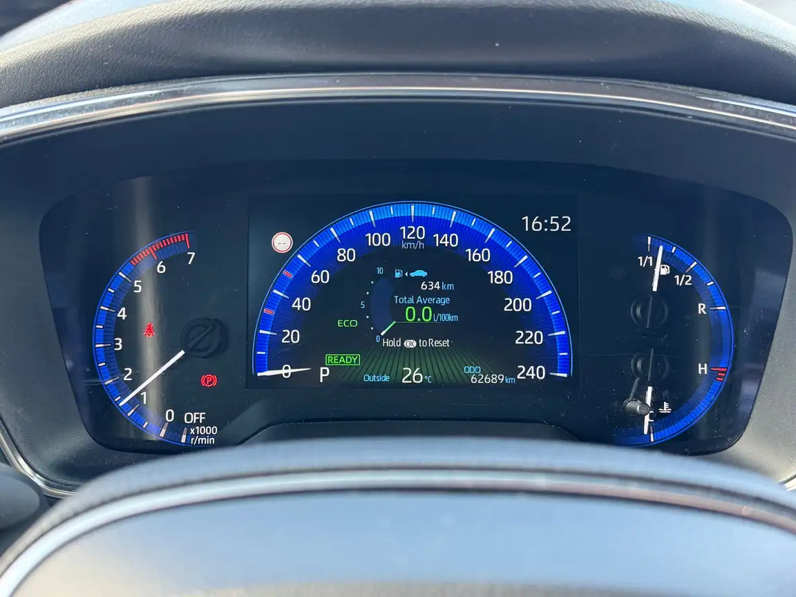 TOYOTA COROLLA