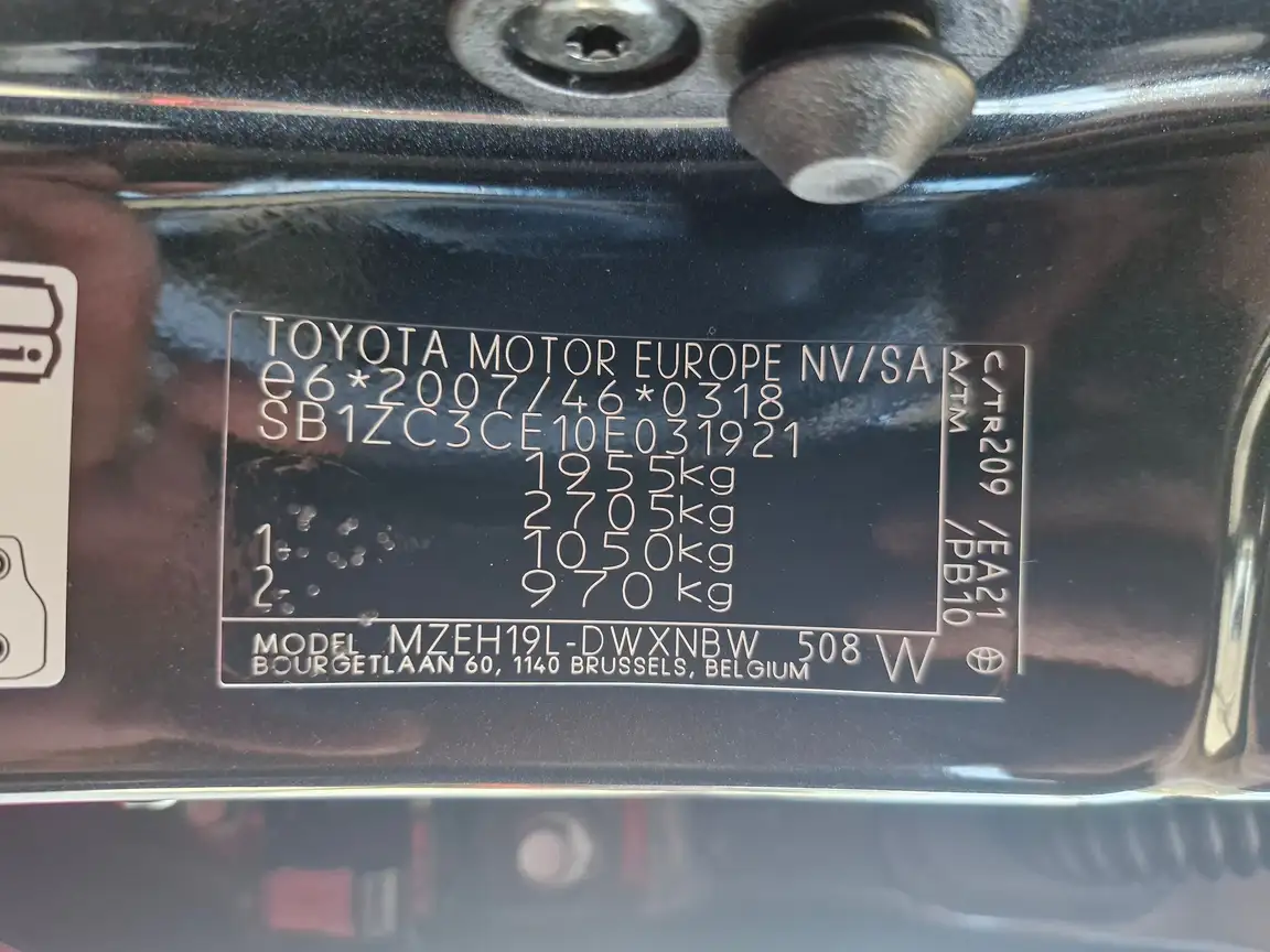 TOYOTA COROLLA
