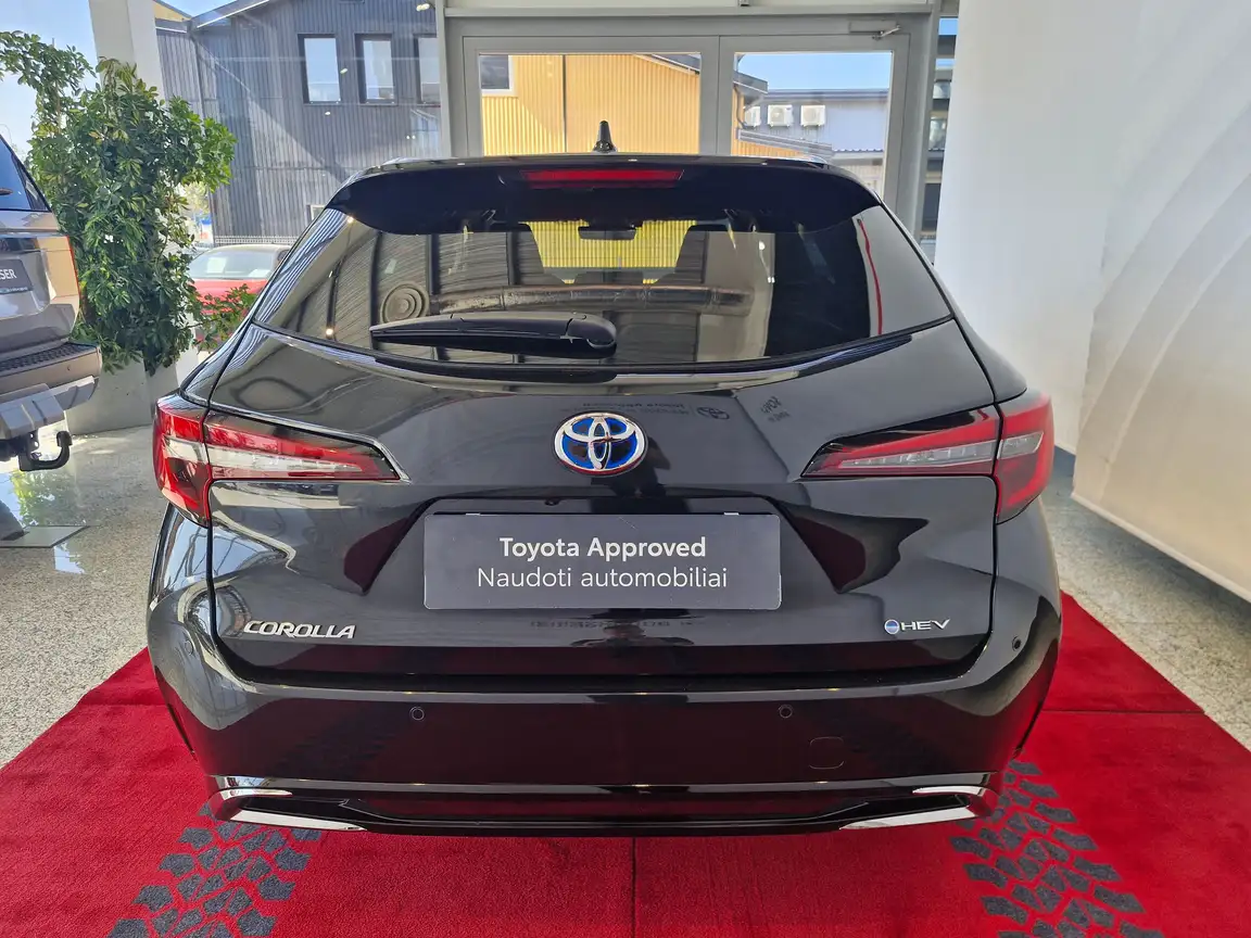 TOYOTA COROLLA
