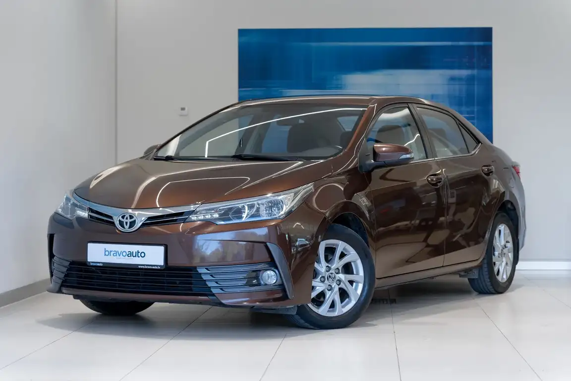 TOYOTA COROLLA