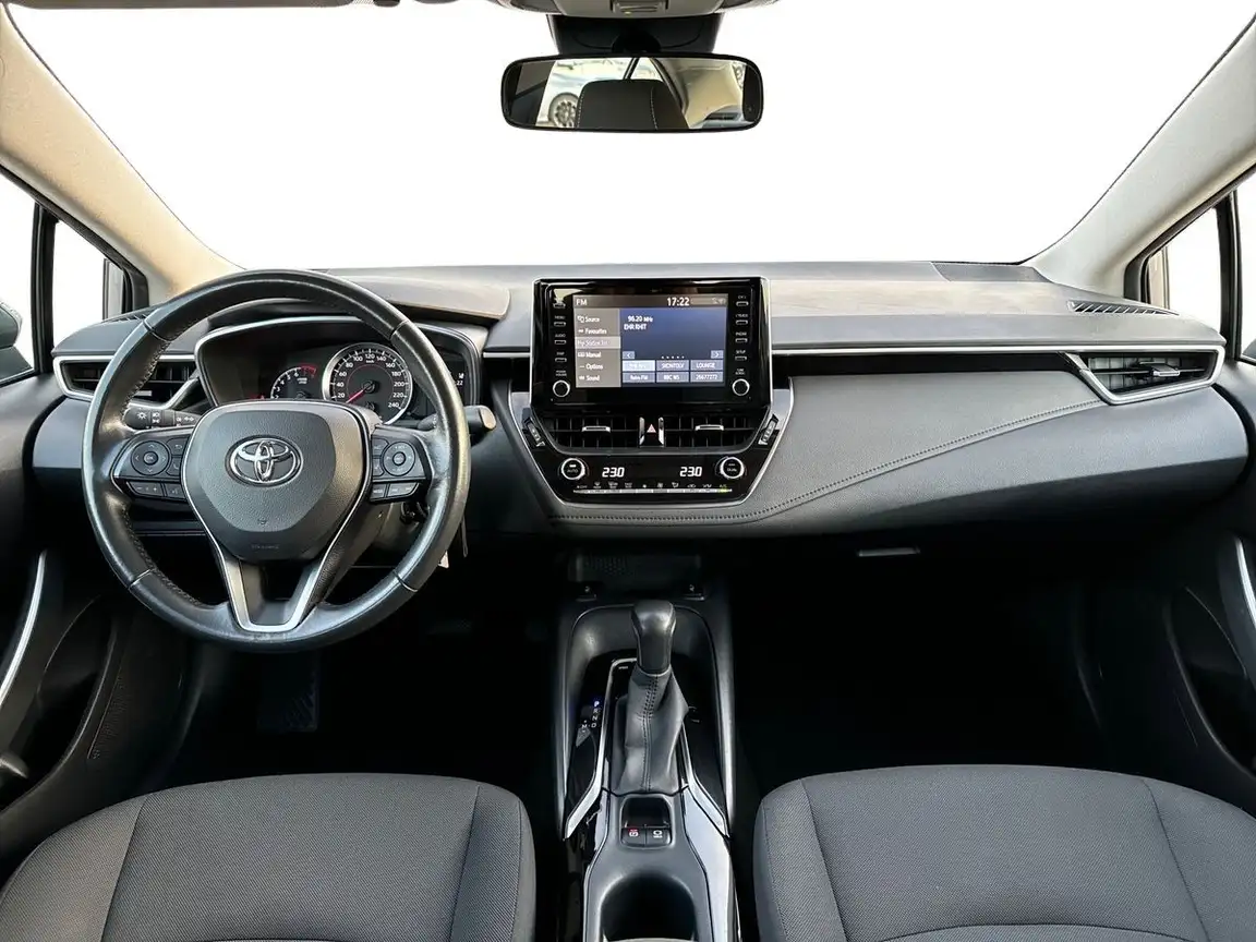 TOYOTA COROLLA
