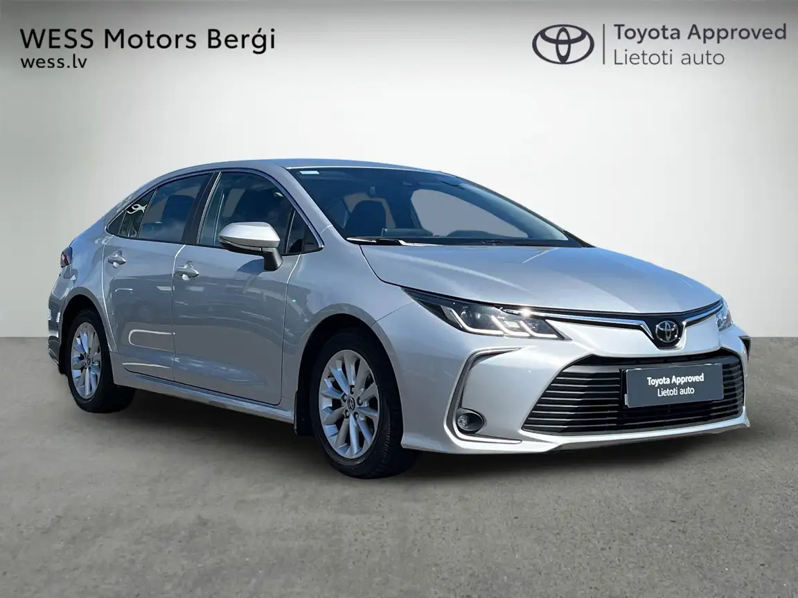 TOYOTA COROLLA