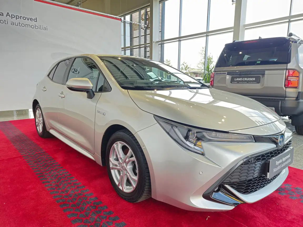 TOYOTA COROLLA