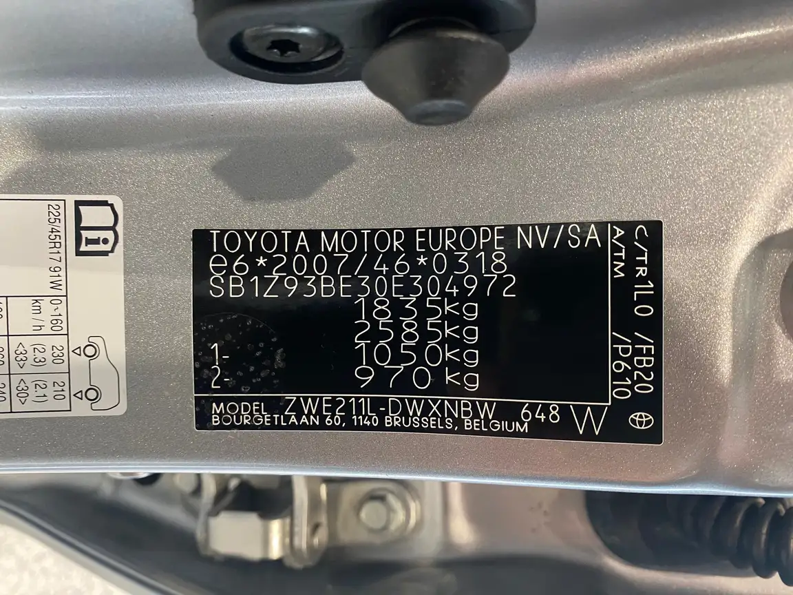 TOYOTA COROLLA