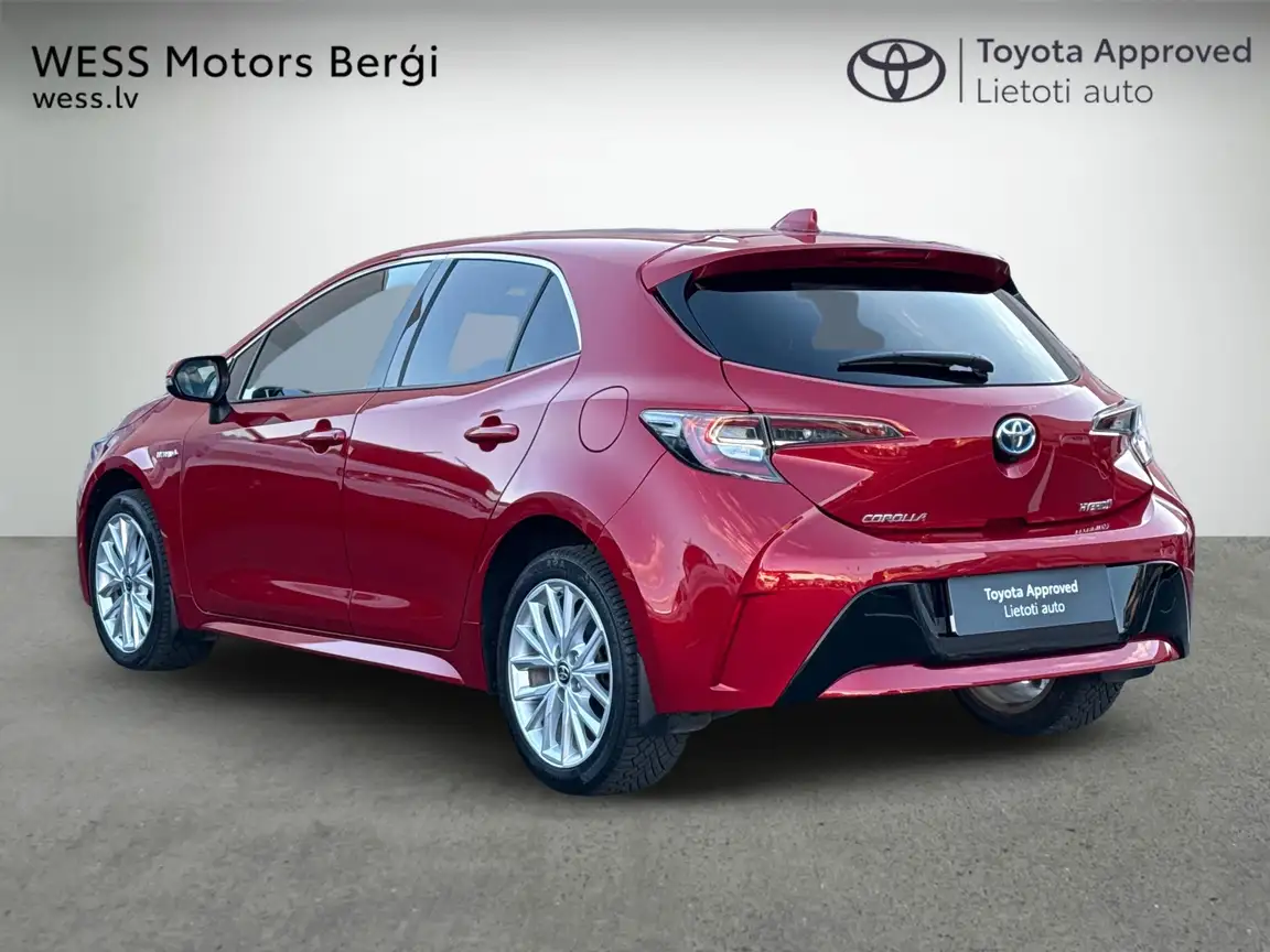 TOYOTA COROLLA