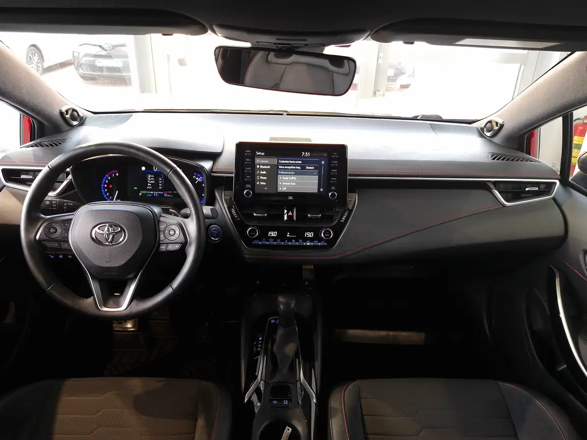 TOYOTA COROLLA