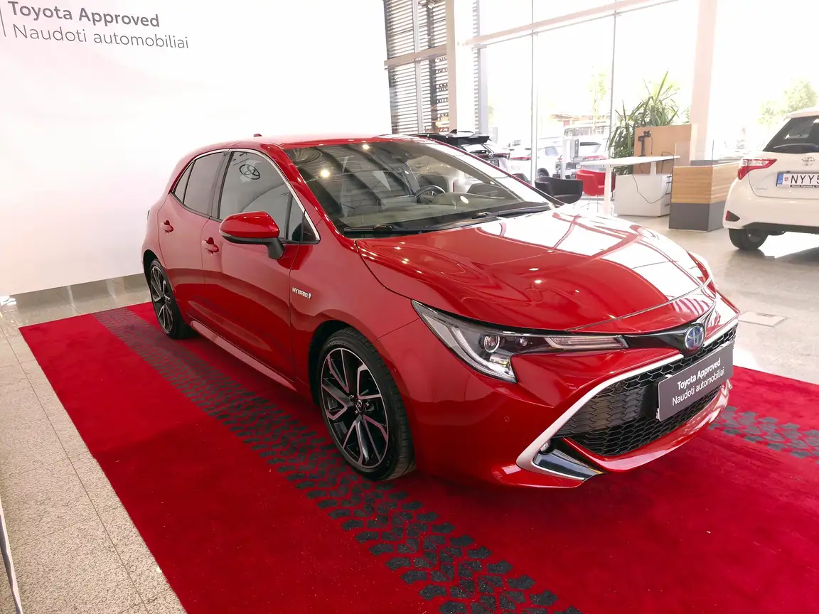 TOYOTA COROLLA