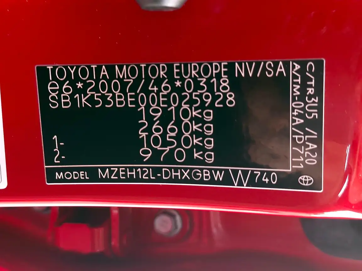 TOYOTA COROLLA