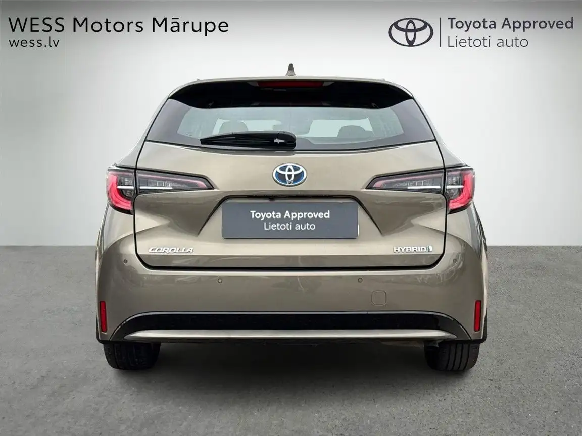 TOYOTA COROLLA