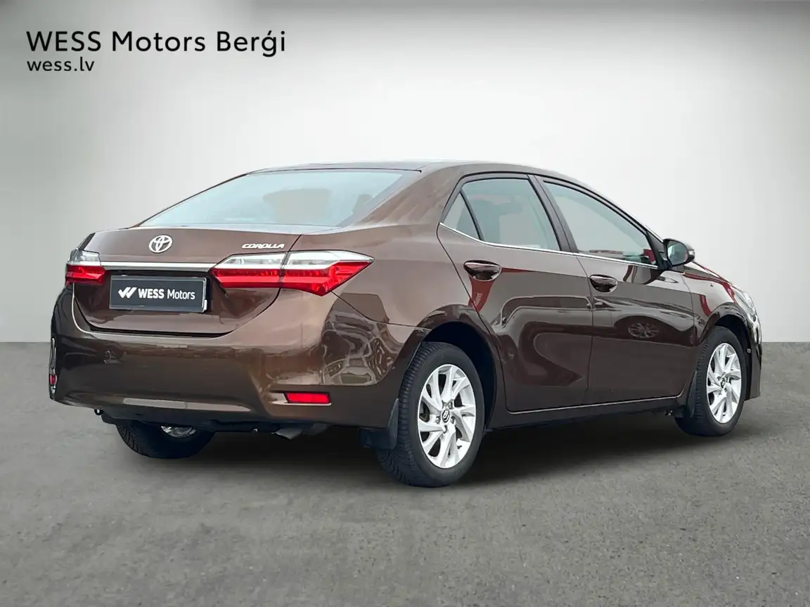 TOYOTA COROLLA