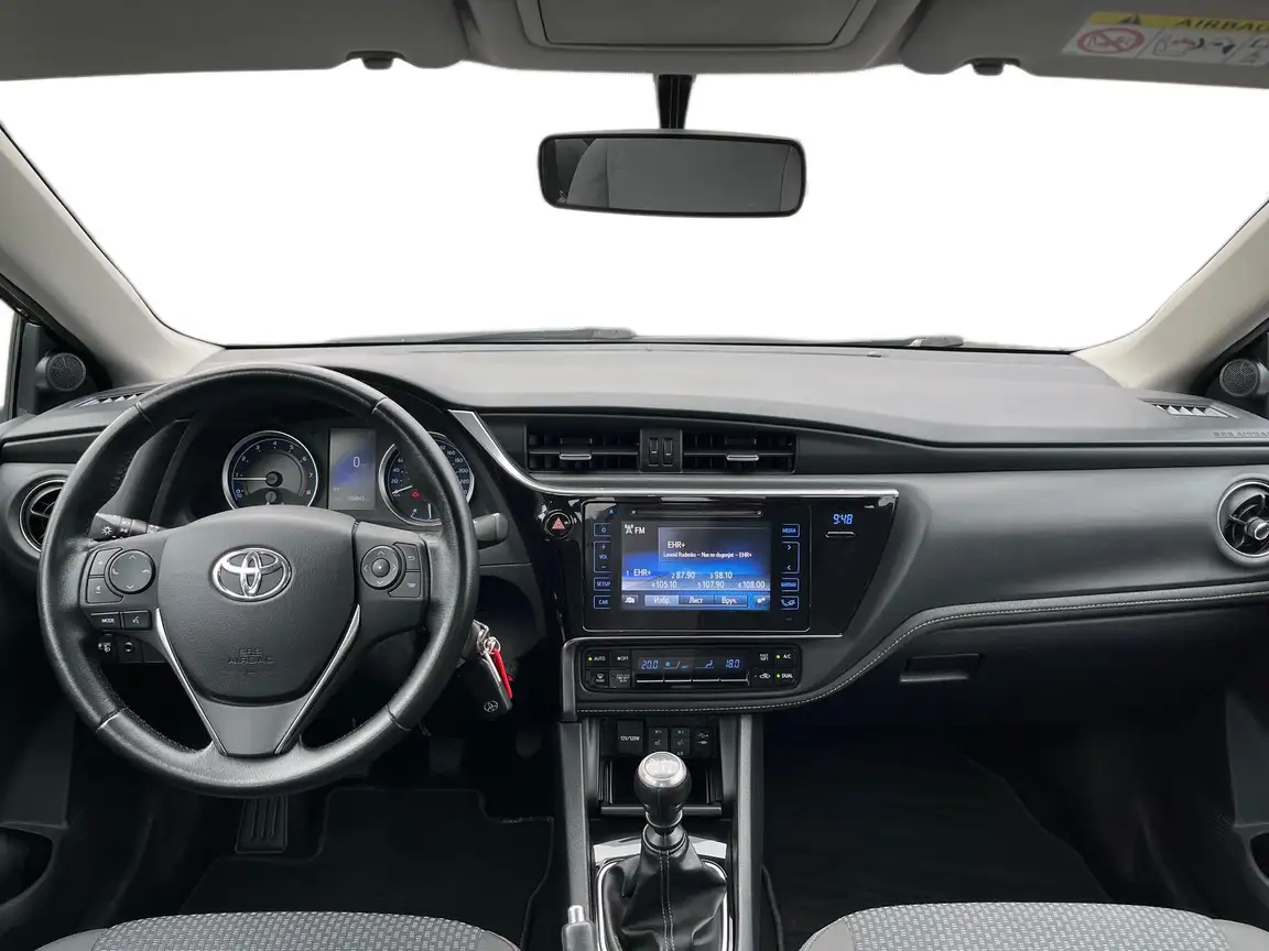 TOYOTA COROLLA