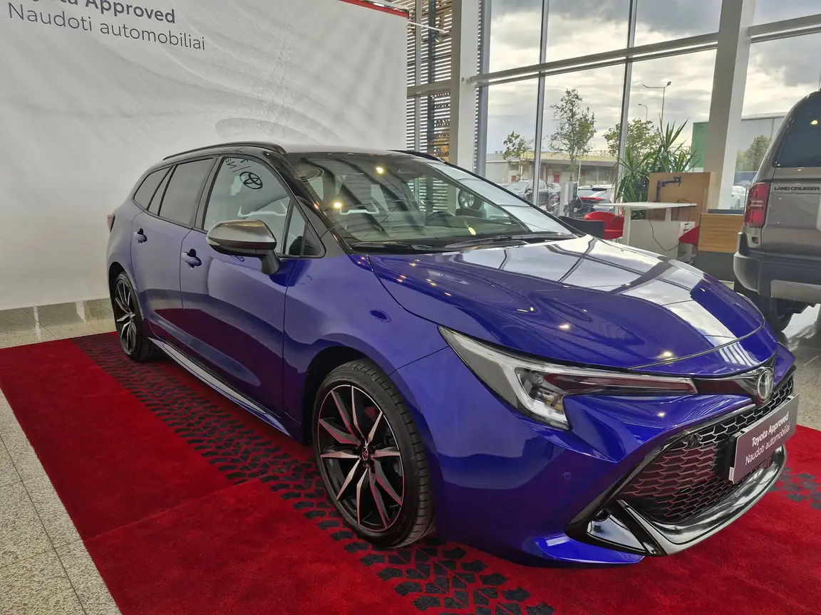 TOYOTA COROLLA
