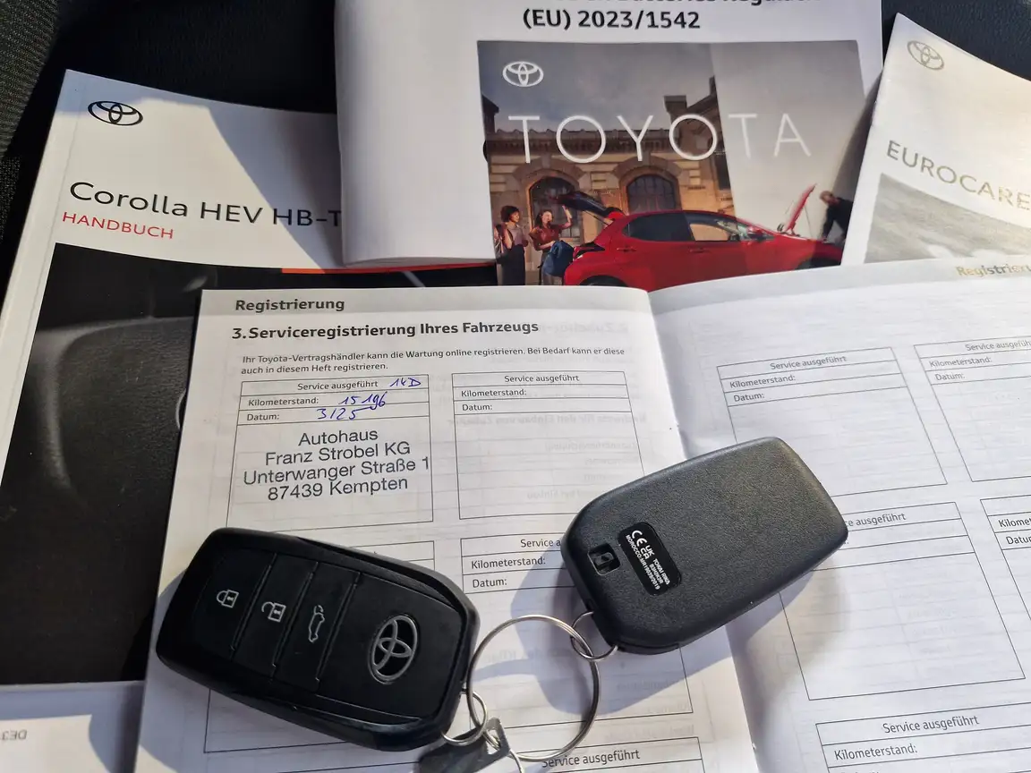TOYOTA COROLLA
