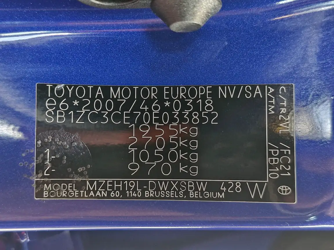 TOYOTA COROLLA