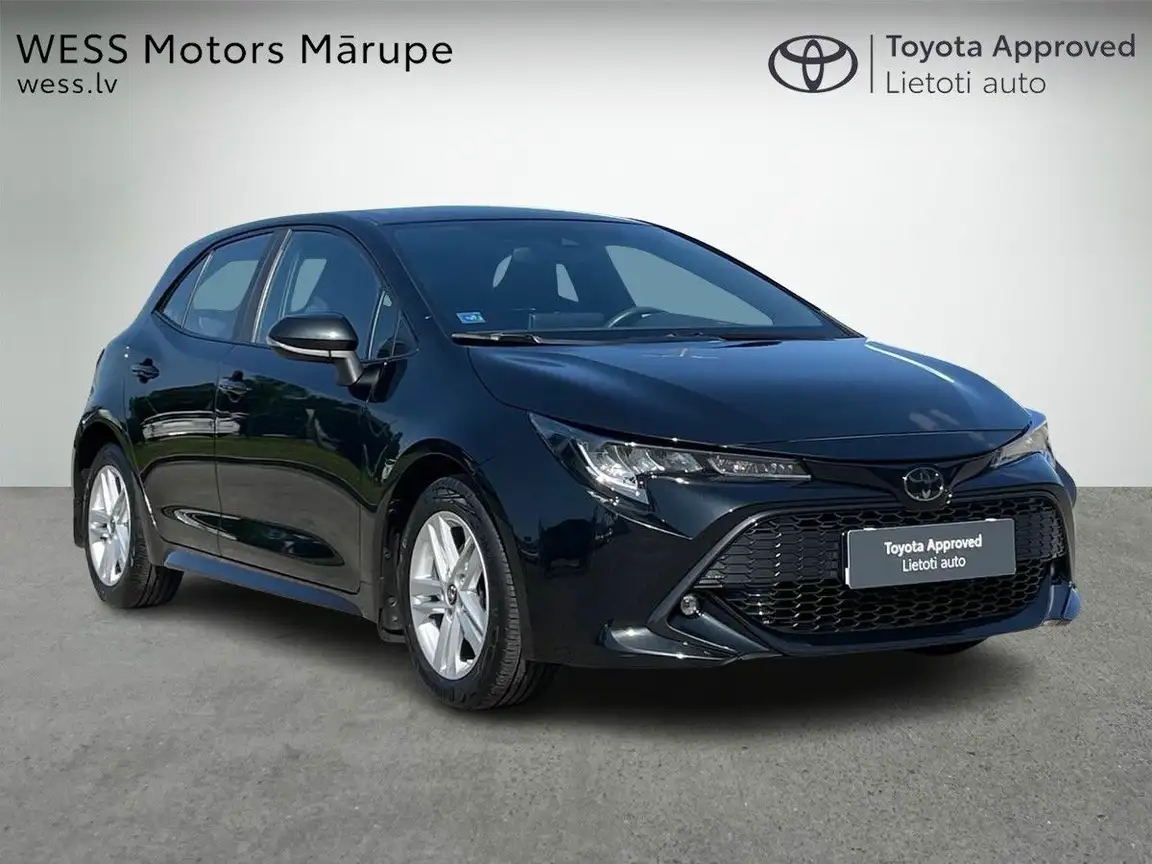 TOYOTA COROLLA