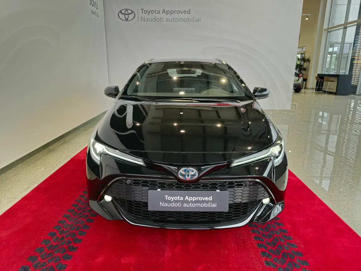 TOYOTA COROLLA