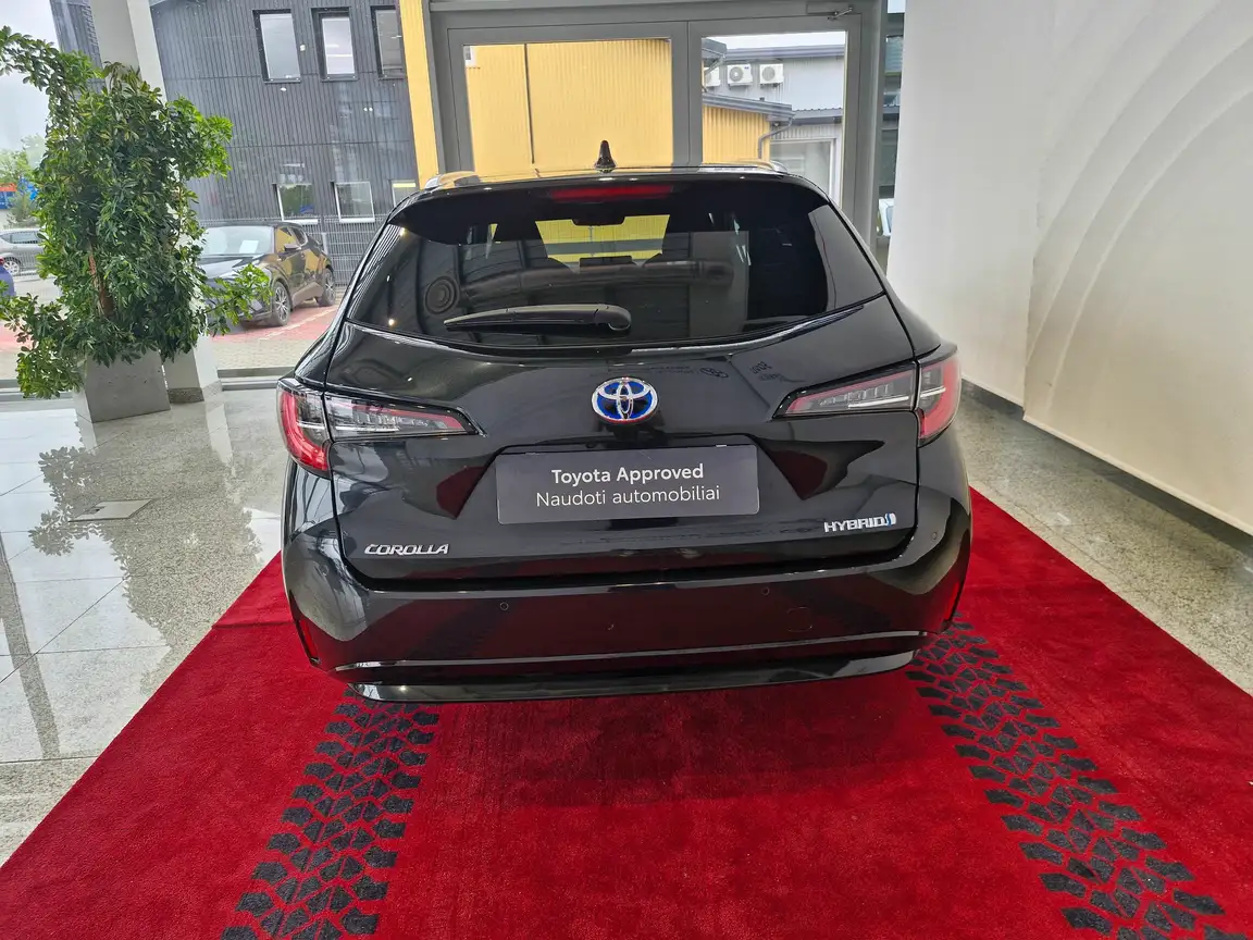 TOYOTA COROLLA