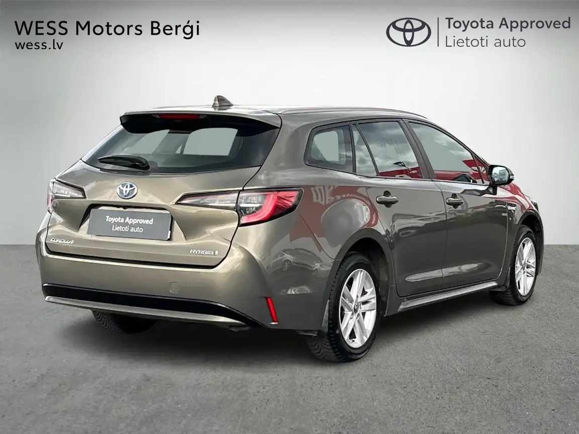 TOYOTA COROLLA