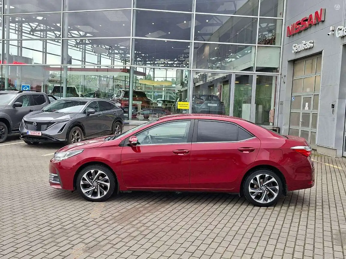 TOYOTA COROLLA